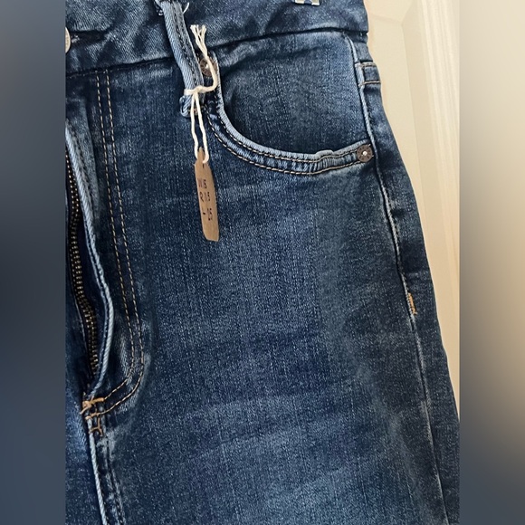 We the Free Designer medium  Wash Distressed Women's Jeans Size 31 - Picture 6 of 16